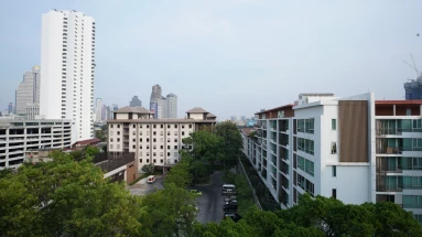 Naga Residence Bangkok