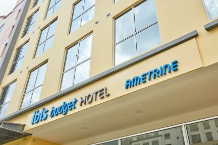Ibis Budget Singapore Ametrine