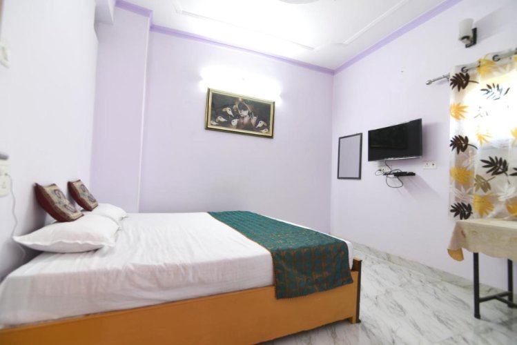 Ds Residency Varanasi