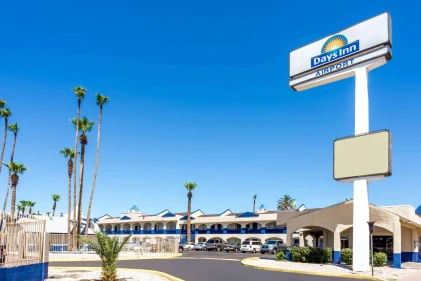Days Inn by Wyndham Airport - Phoenix