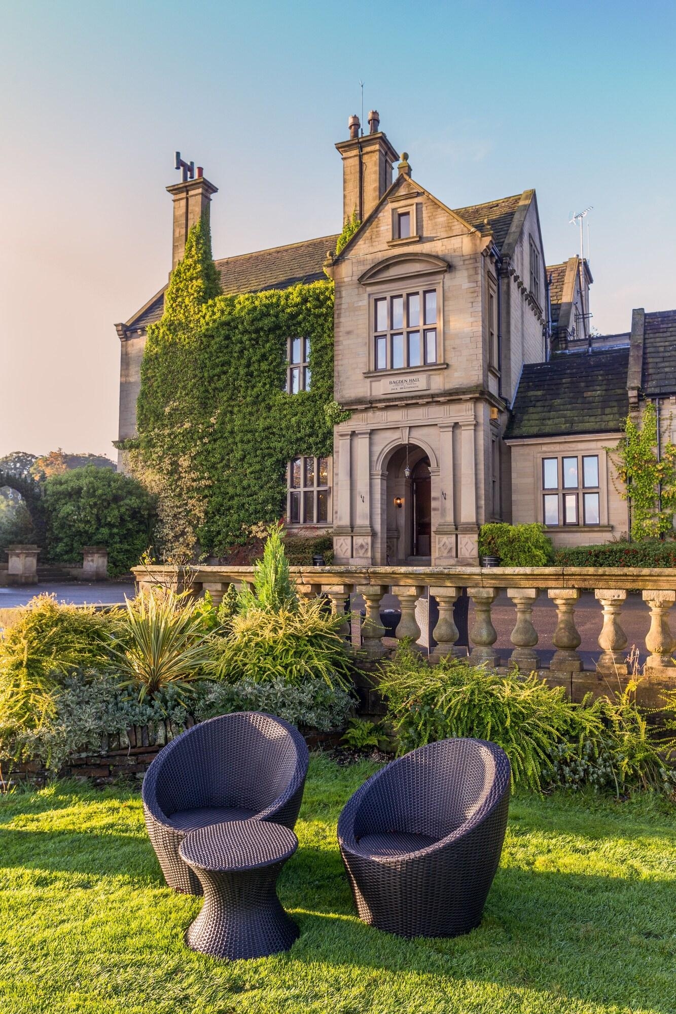 Bagden Hall