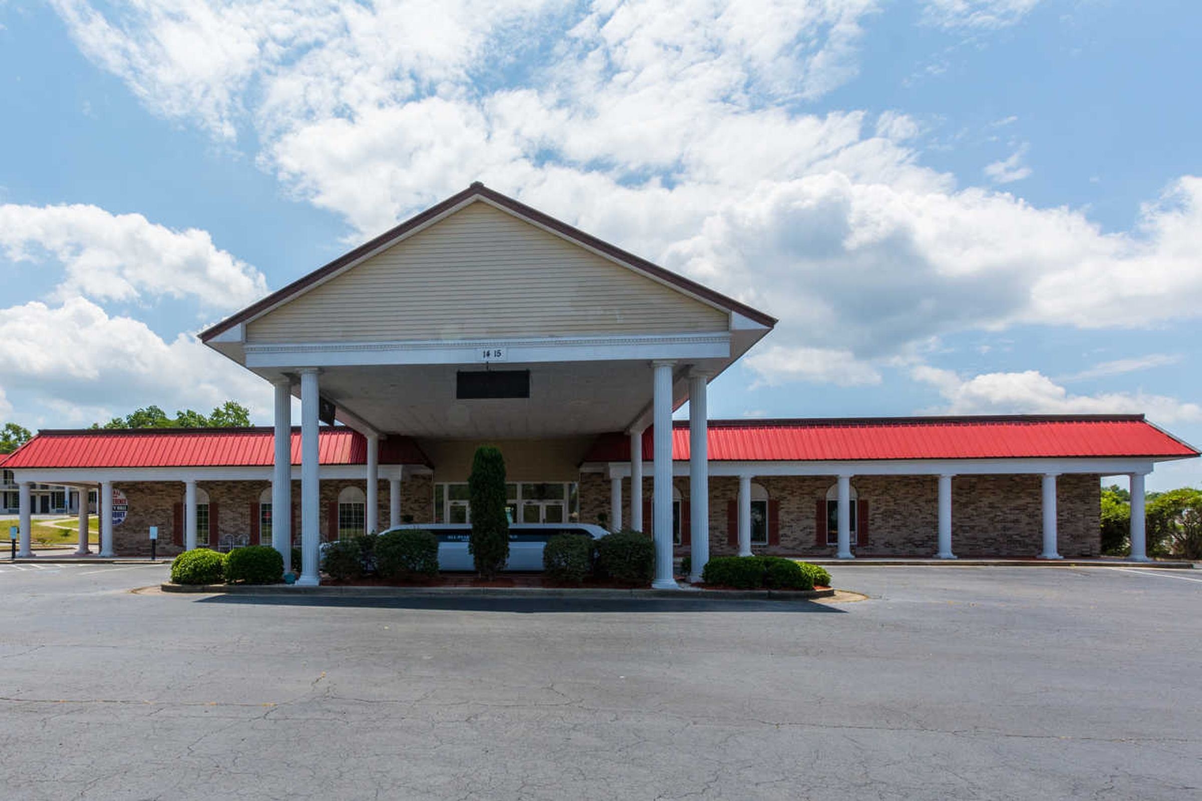 Econo Lodge Inn & Suites Orangeburg