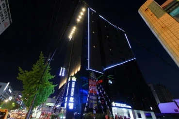 The King Hotel