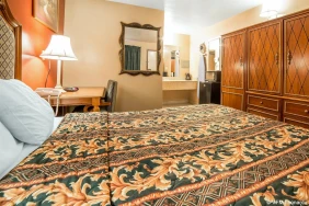 Rodeway Inn & Suites Riverton