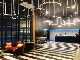 The Quarter Hotel Silom By Uhg