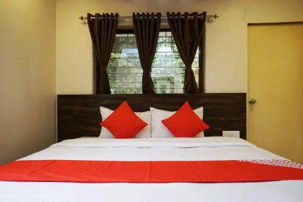 M K Palace by OYO Rooms