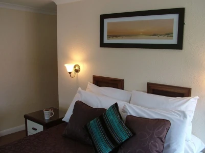 Parklands Hotel & Bentley's Chop House