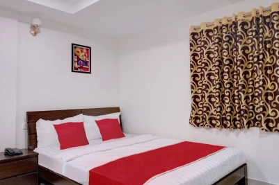 OYO 10595 Hotel Mirras