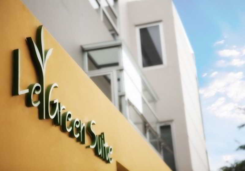 LeGreen Suite Pejompongan