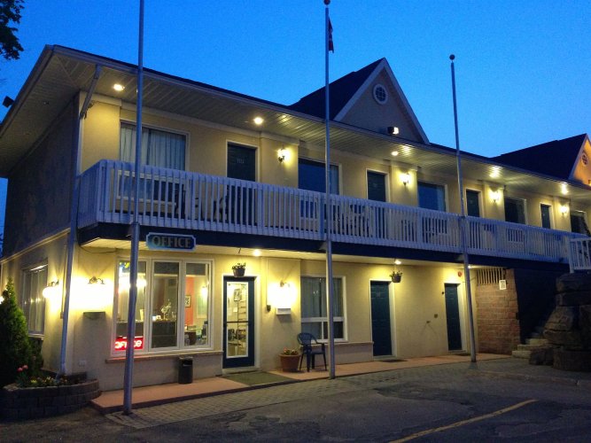 Rainbow Inn
