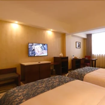Pastoral Hotel (Chengdu Global Center)