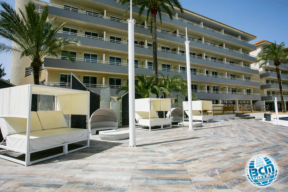 Tent Calvia Beach