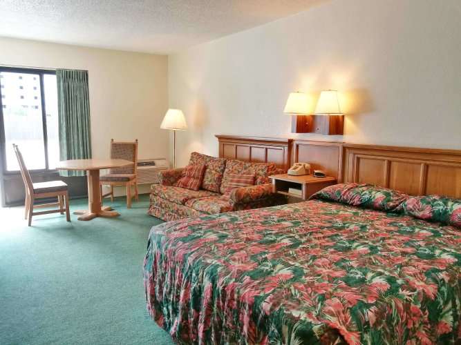 Golden Link Motel
