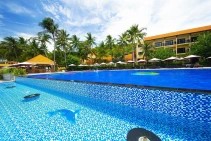 Hon Rom Central Beach Resort