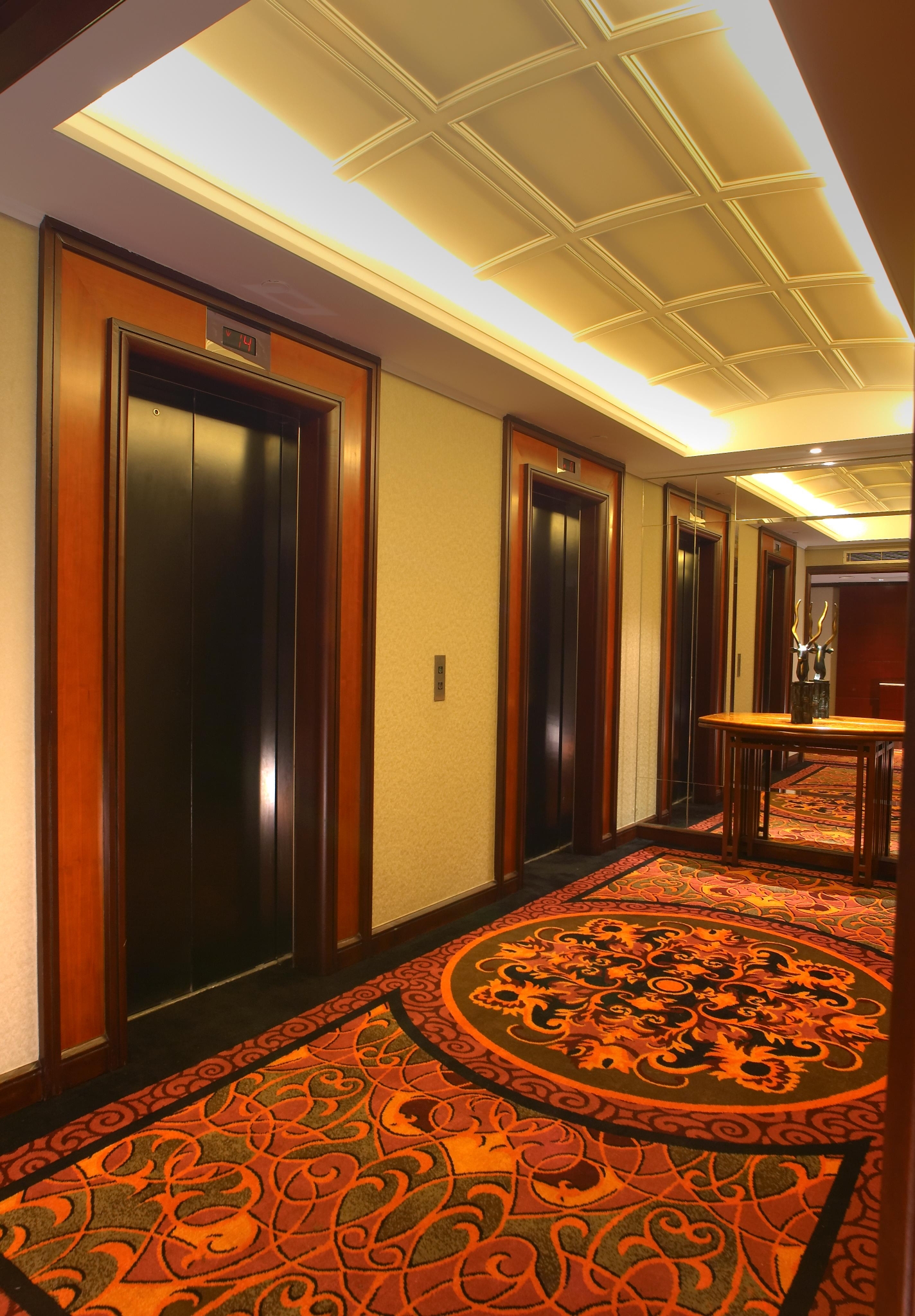 Metropark Hotel, Kowloon
