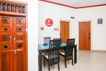 OYO 10550 Avaas Holiday Homes
