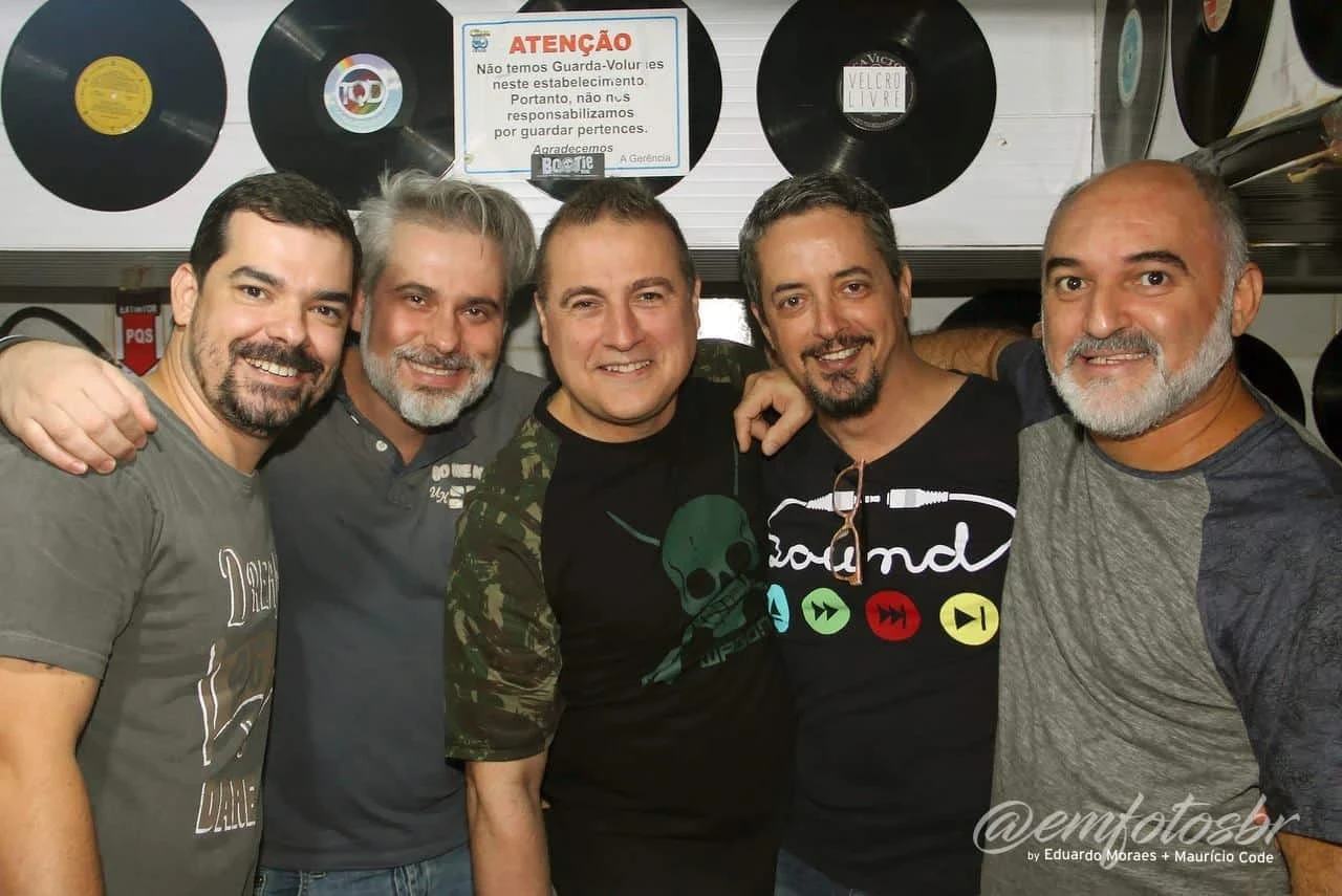 Noche dos Maduros - mature night Noche dos Maduros - mature night