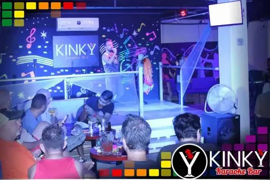 kinky bar