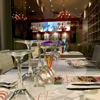 Parrots Restaurant Sitges