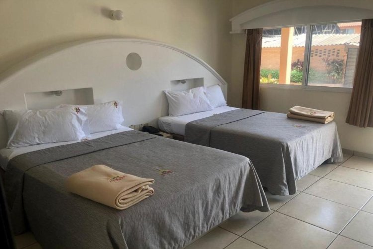 Hotel Oasis