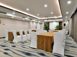 Starway Hotel (Taiyuan Nanneihuan Qinglong)