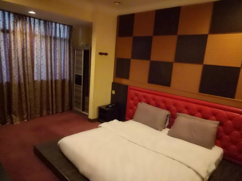 Grand Dragon Hotel