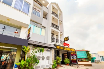 Oyo 560 Le Ngan Phung Hotel