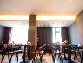James Joyce Coffetel Xuzhou Feng County Huadi Stre