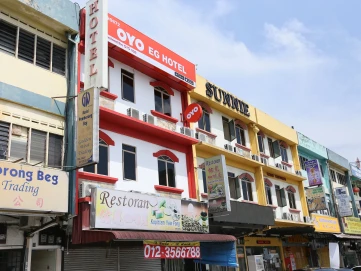 Oyo 89672 Eg Hotel Jj