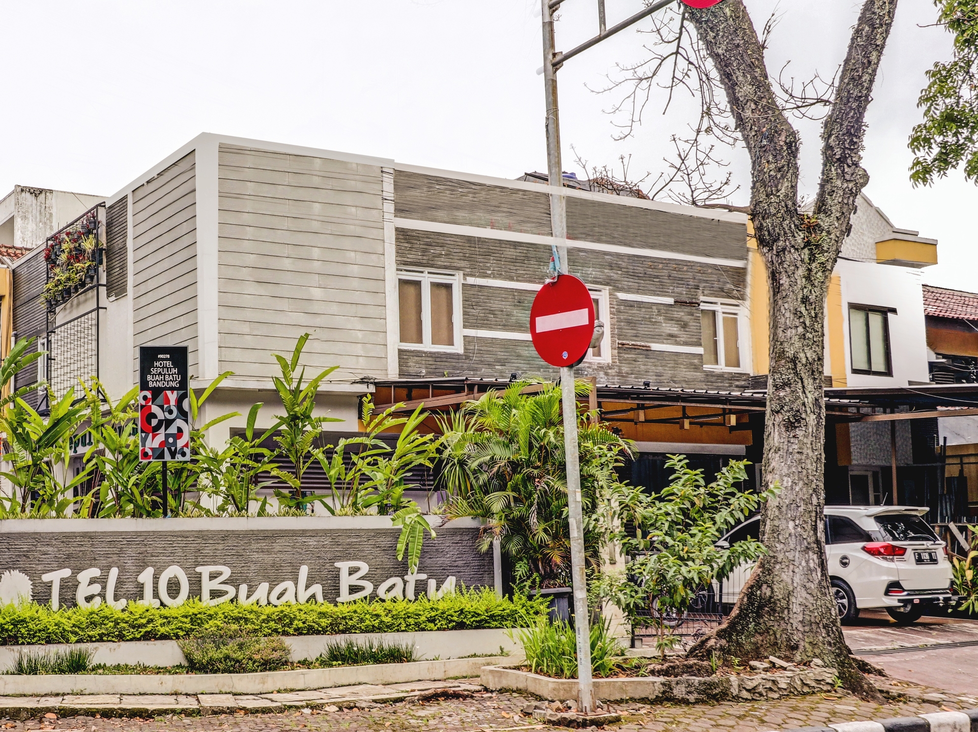 OYO 90278 Hotel Sepuluh Buah Batu Bandung