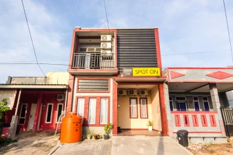 Spot On 2755 Zainab Homestay