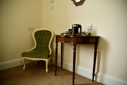 The Maycliffe Hotel By Payma N Club