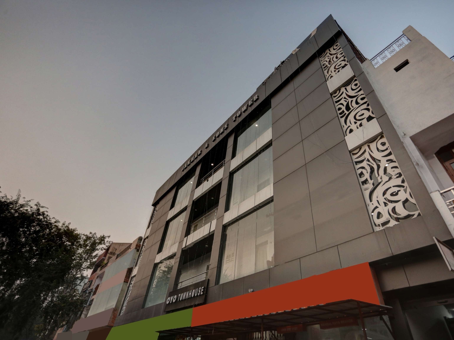 Townhouse 475 Nangal Raya Pankha Road