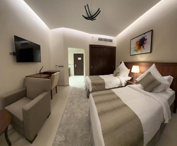 Onaizah Hotel By Gulanar