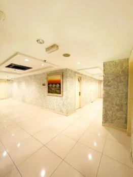 ESQ Shamelin Hotel