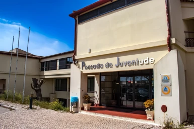 Hi Almada - Pousada de Juventude