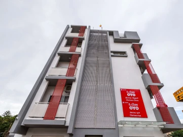 OYO 63711 Chetana Clove