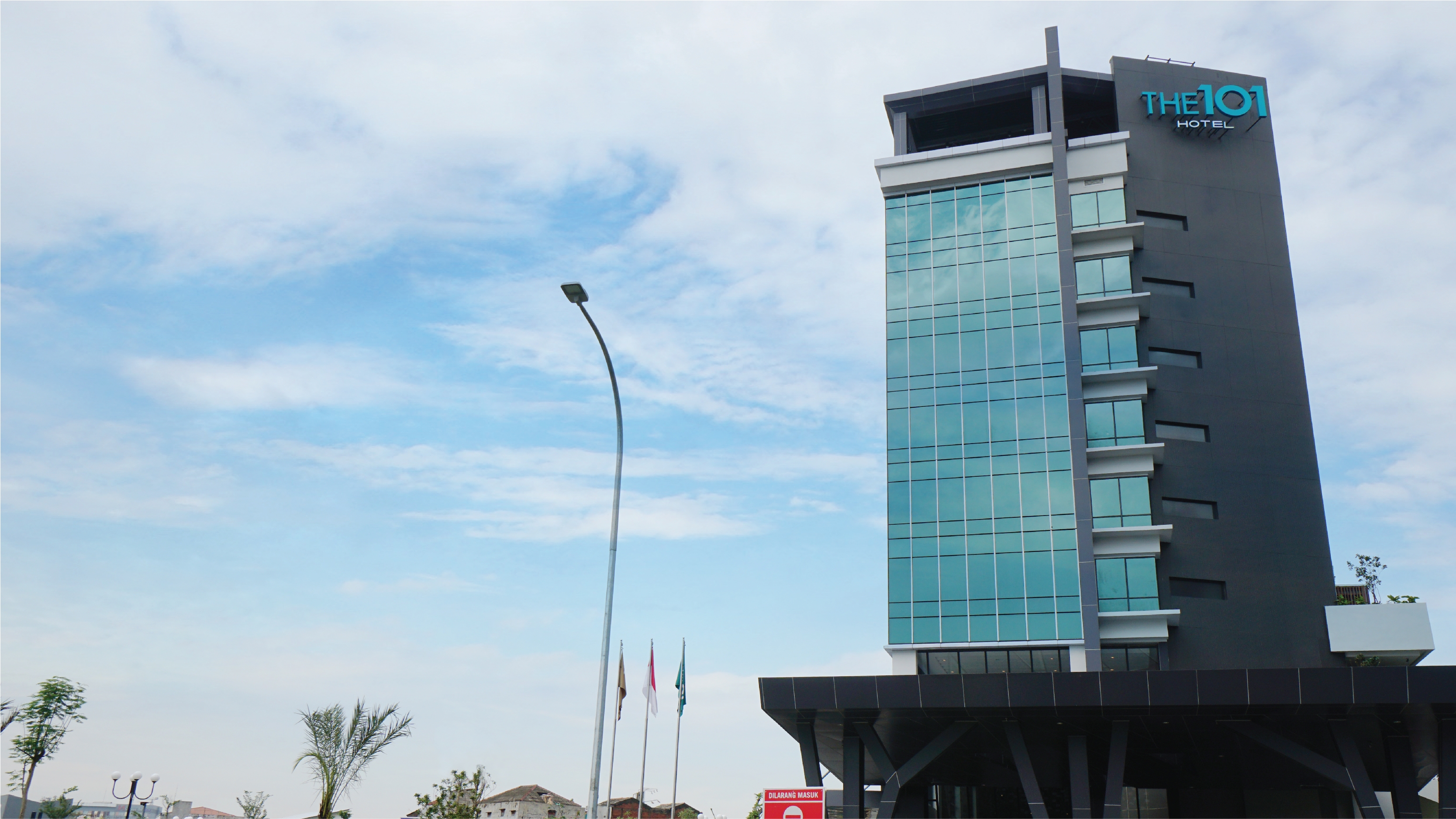 THE 1O1 Jakarta Airport CBC