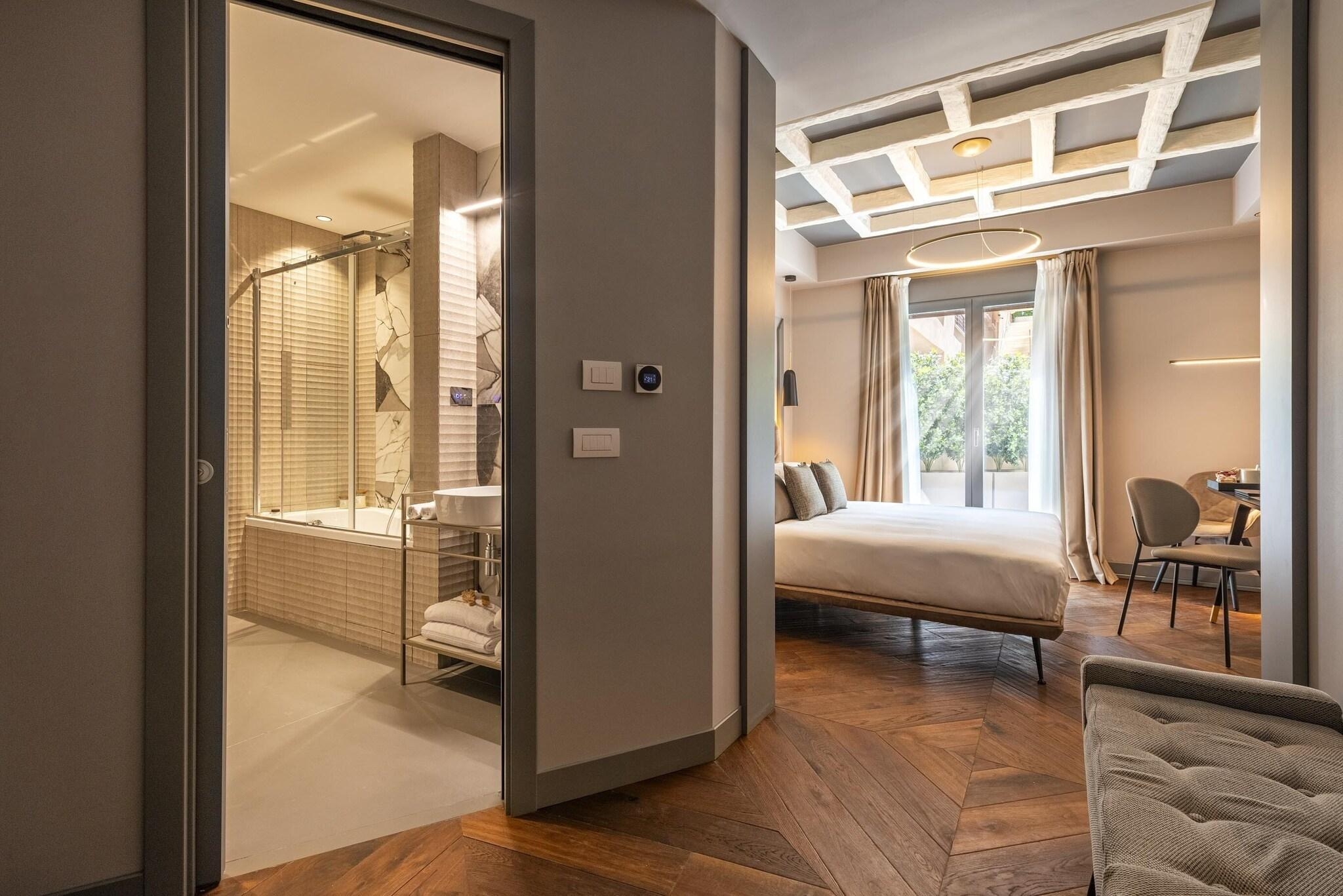 Loly Boutique Hotel