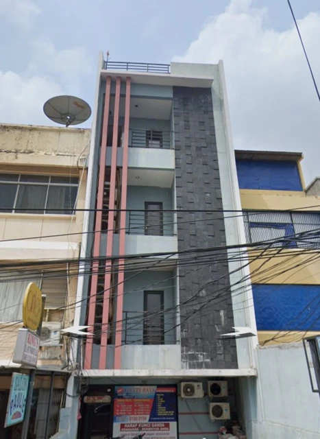 Lautze Residence by ZUZU