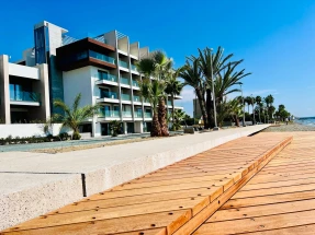 Mercure Larnaca Beach Resort