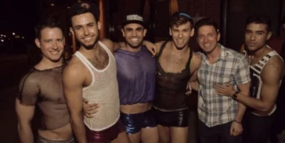 T W I S T ! T W I S T !