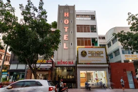 Formerly RedDoorz near Saigon Train Station 3