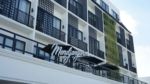 Mendjangan Mansion by ZUZU