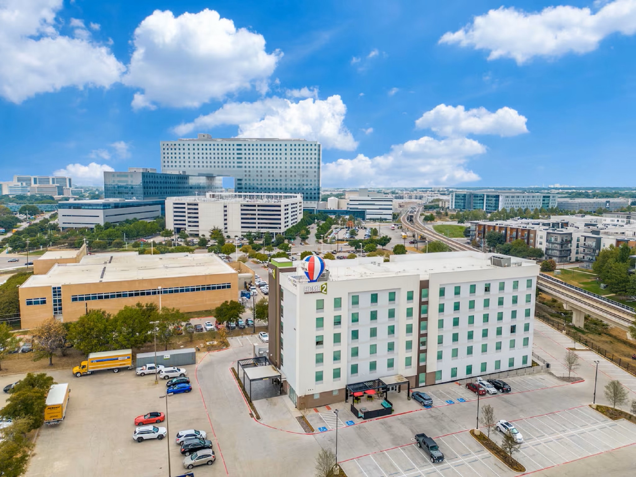 Home2 Suites by Hilton Dallas Medical District Lov