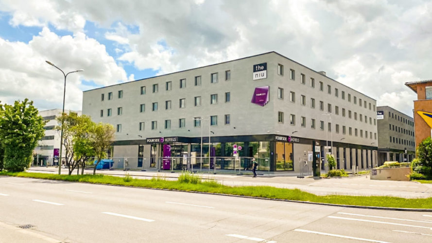 Plaza Hotels