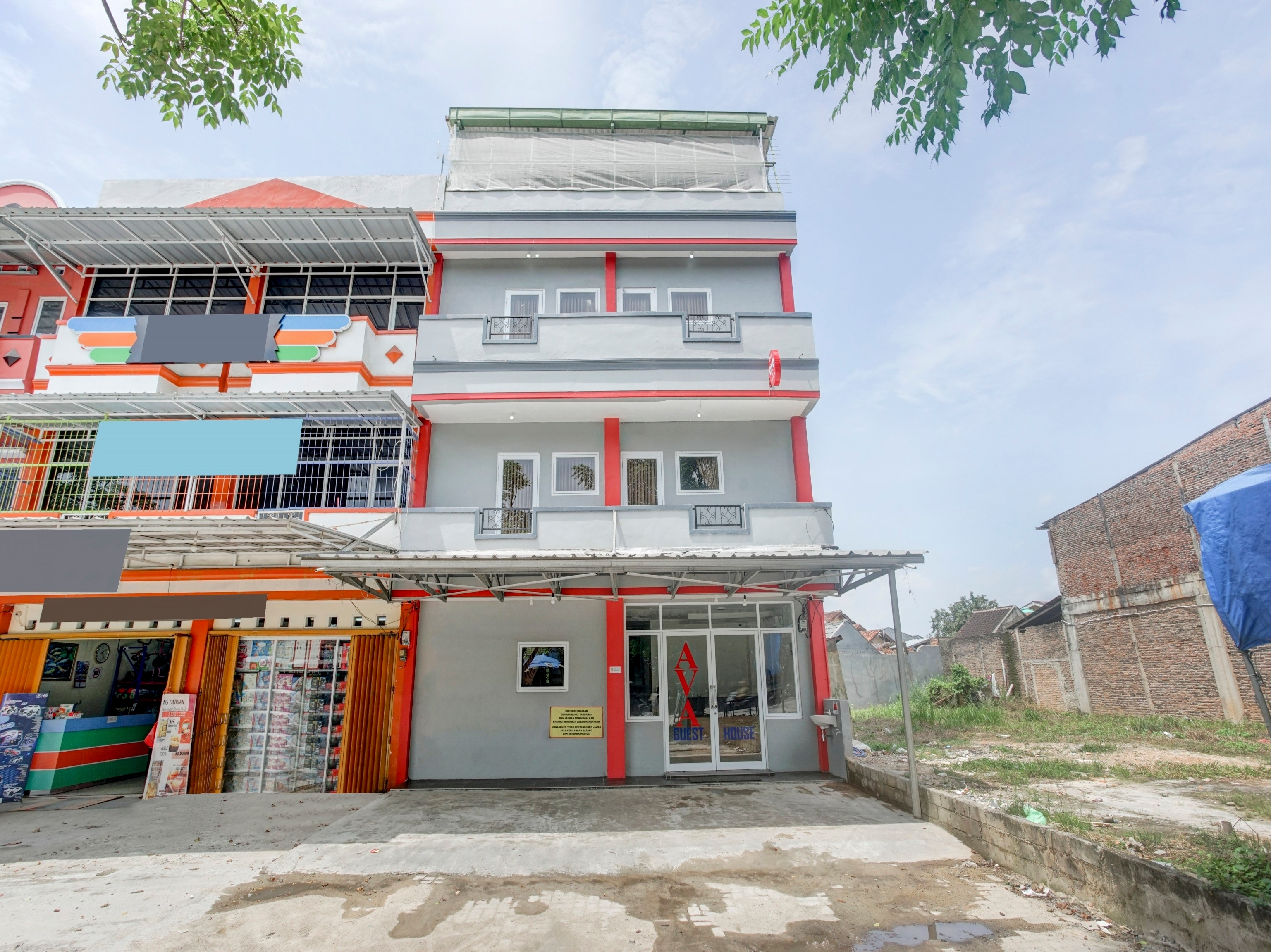 OYO 90180 Ava Guesthouse