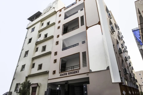 Oyo 27720 V Hotel Gachibowli