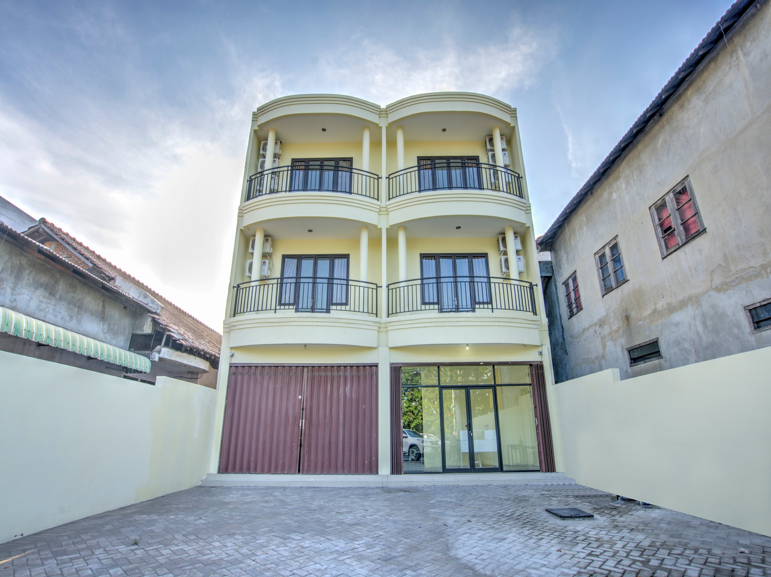 Super OYO 2509 Hotel Tebel 19