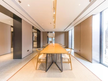 Ji Hotel (Tonghua Railway Station Plaza Store)